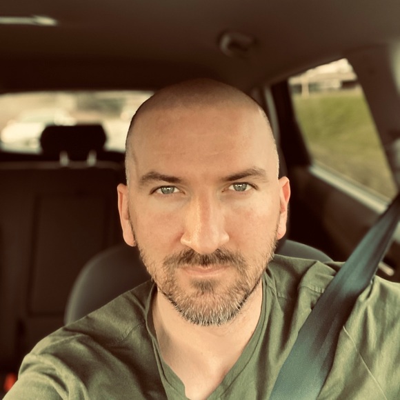 Meet your Posher, Dave - Picture 1 of 1